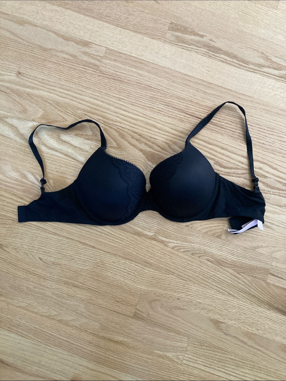 NWOT Victoria's Secret Black Lace-Trim Perfect Shape T-shirt Bra